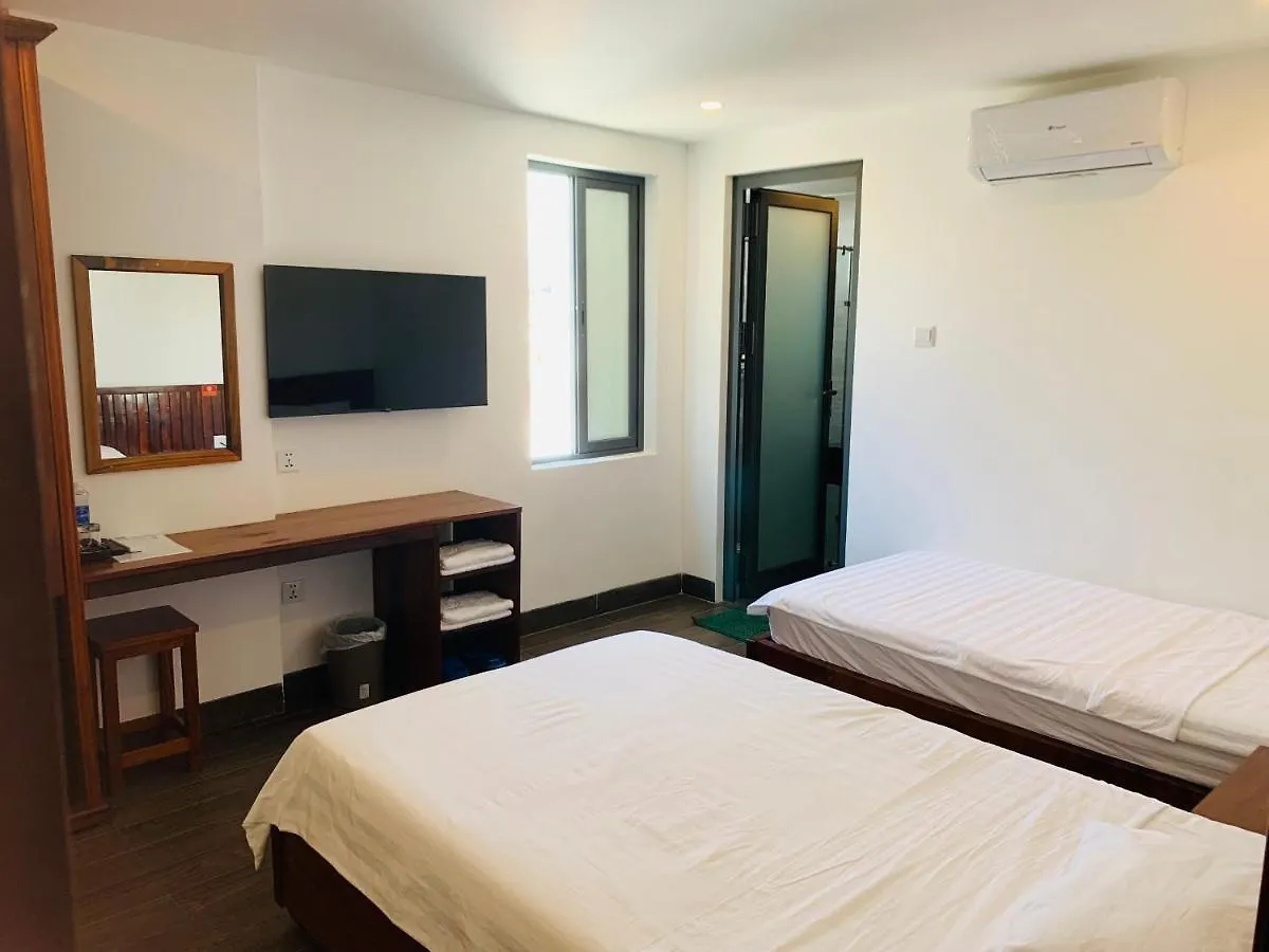 Luu Gia Hotel 나트랑