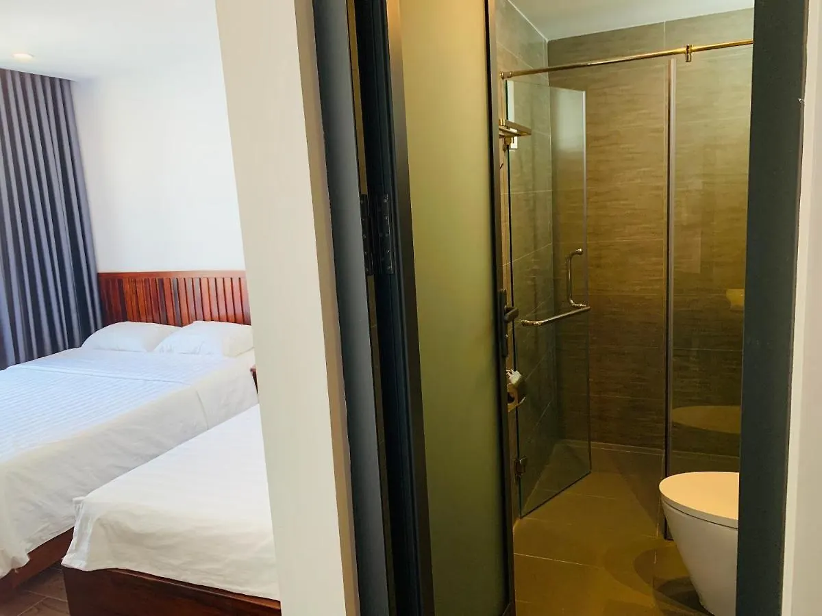 Luu Gia Hotel 나트랑
